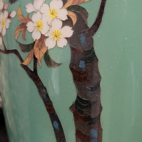 Japanese Cloisonne Enamel Vase Floral Bird Motif late 19th/Early 20th Century - Picture 14 of 16